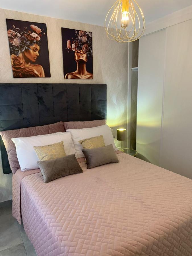 Los Boliches Holidays Suites Fuengirola Extérieur photo